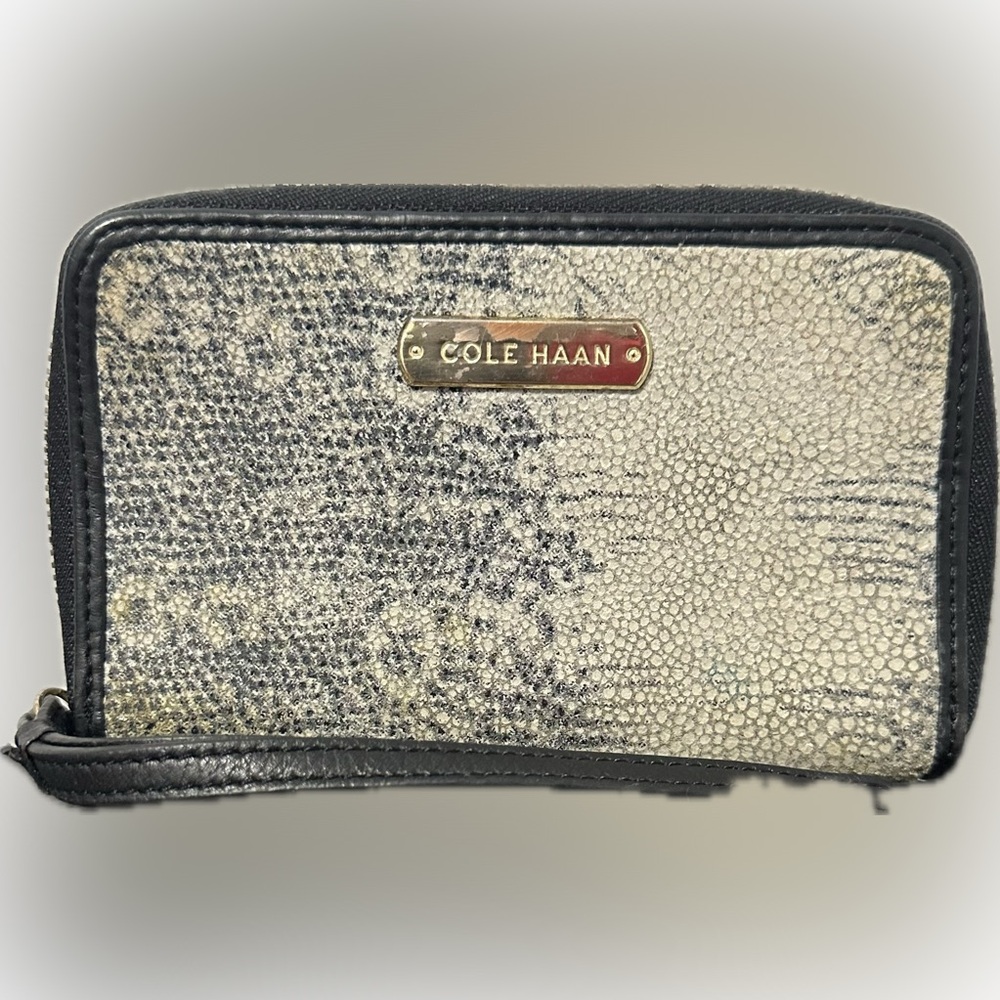 Cole Haan Stingray Embossed Leather Zip Around Wristlet Wallet